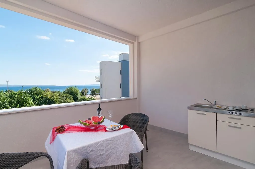 Luxury Rooms Near The Beach3 Split 4*,  Kroatien